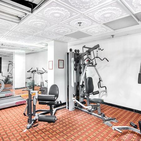 ホテル Oyo Townhouse Houston George Bush Intercontinental エクステリア 写真
