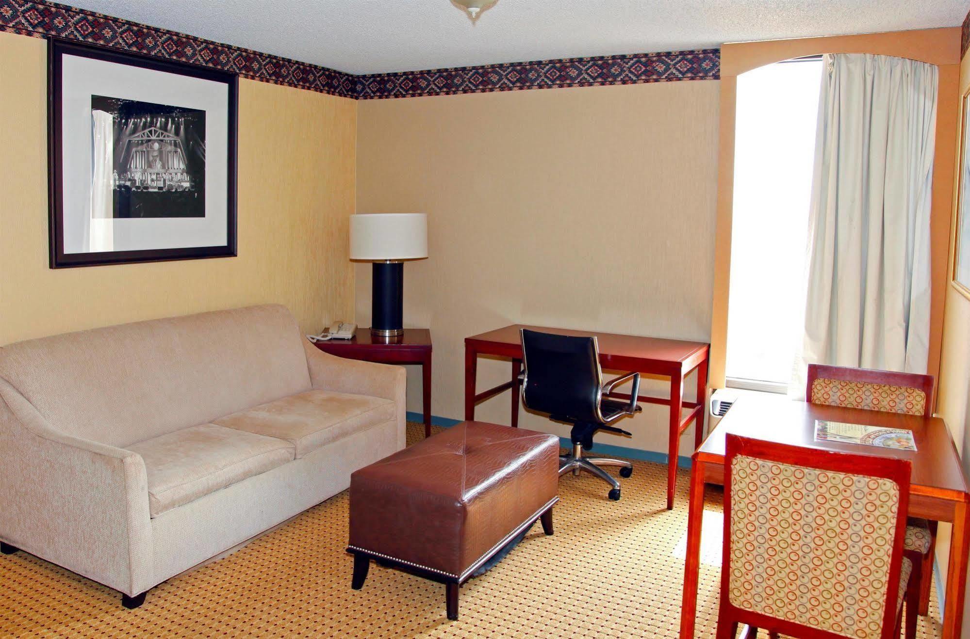 ホテル Oyo Townhouse Houston George Bush Intercontinental エクステリア 写真